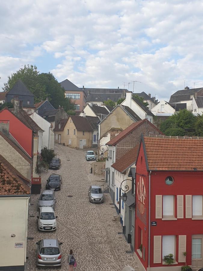Appartement Proche Des Remparts Et Tous Commerces. Montreuil  ภายนอก รูปภาพ